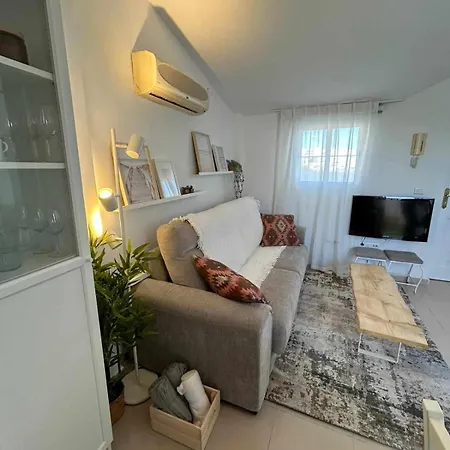 Acogedor Con Piscina En Апартаменты