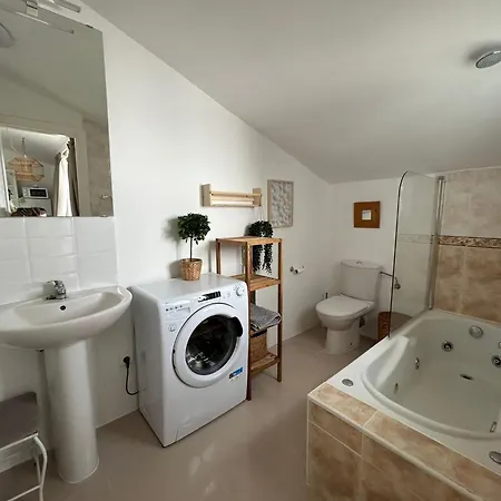 Acogedor Con Piscina En * Benalmádena