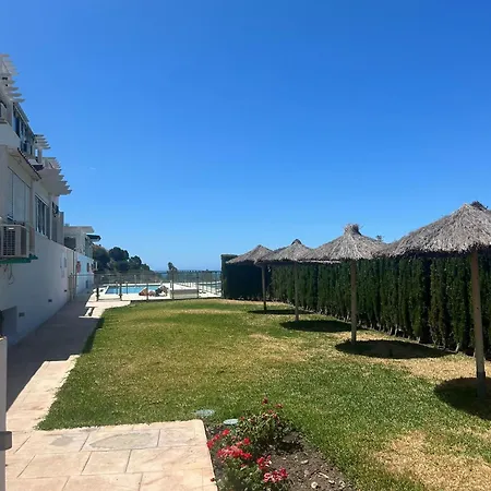 Διαμέρισμα Acogedor Con Piscina En Benalmádena